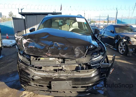 2023 Volkswagen Tiguan 2.0T Se R-Line Black z USA, uszkodzony, nr VIN 3VVCB7AX9PM098885